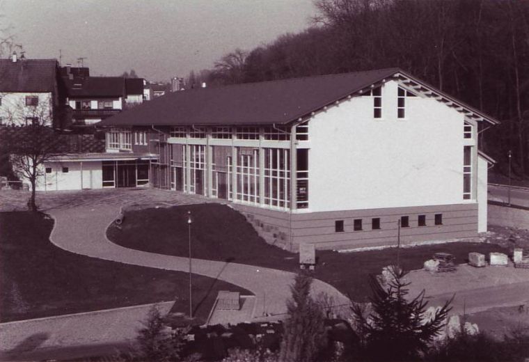 gemeindehalle_20_jahre_gesamtansicht